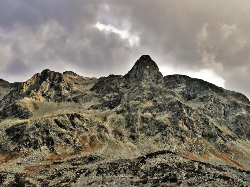 女人想被深耕的几个动作，暗示你该进攻了，你可以好好把握！