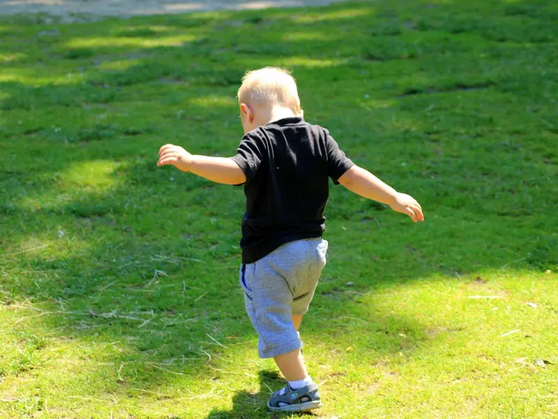 女人最想被男人亲吻的三个地方，尤其是第一个，别不信！
