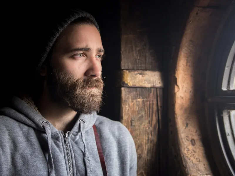 男人的这5个变化，意味着他已经爱上了你，别不明白！