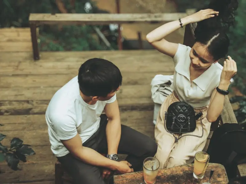 女人说的这几句话，表明上是嫌弃你，实际早已对你动了真情