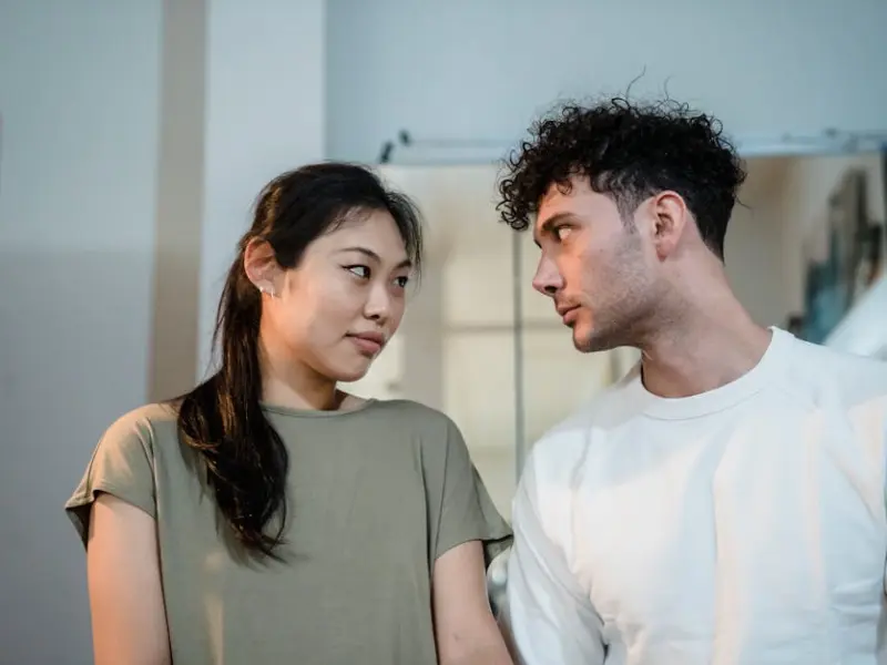 男人的这四种行为，其实就是在暗示他“喜欢你”，女人别不懂