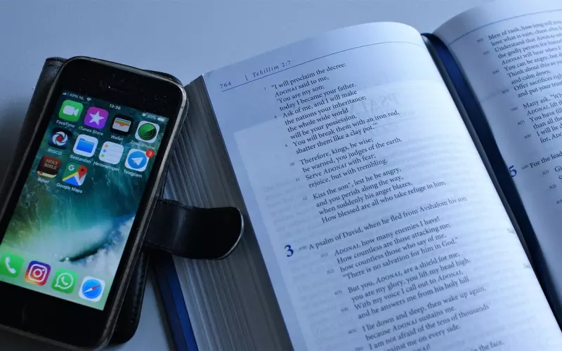 《悲伤逆流成河》这些痛切心扉的句子，句句扎心！