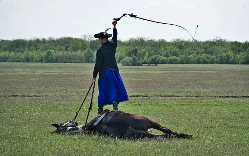 男人这三种行为表现是在逼你分手
