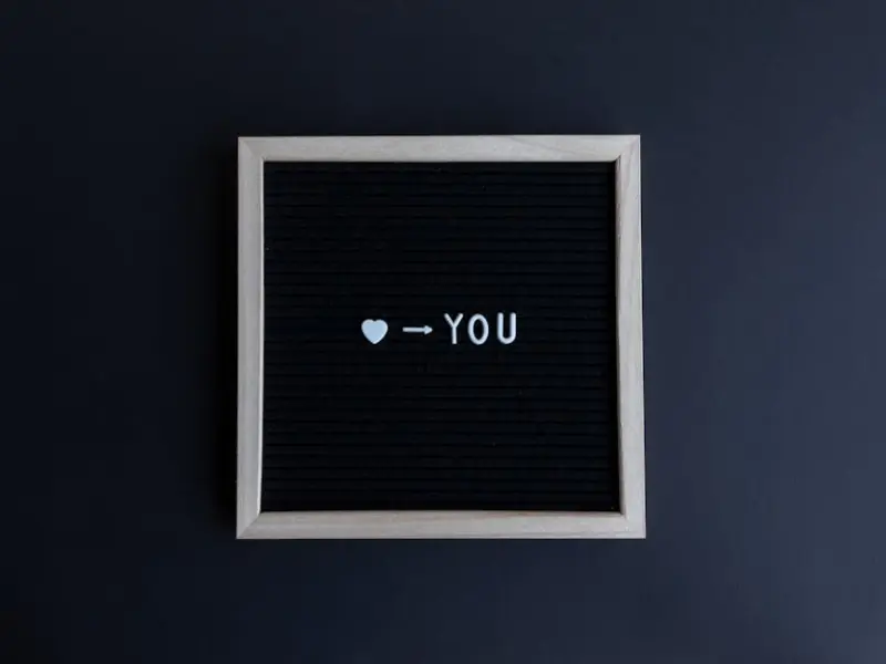 爱情就是这样，你越付出，他走得越快