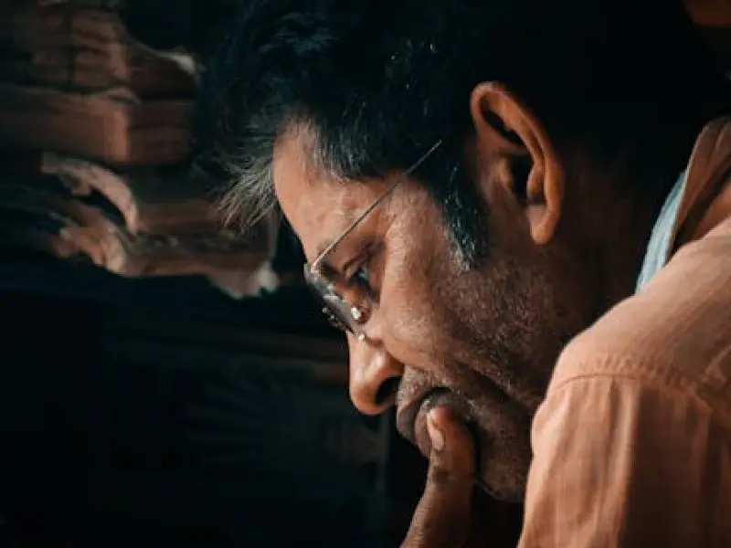 这个夏天，除了空调和手机，还想要草莓味的你