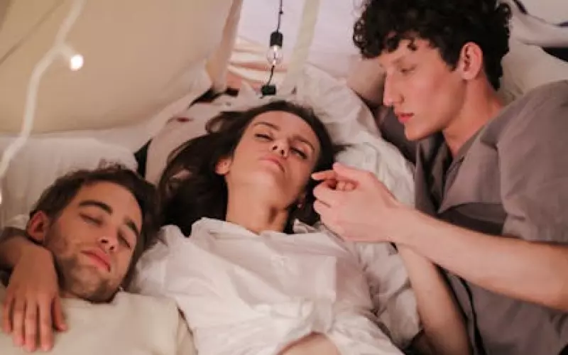 男人想睡觉的三大征兆(男人正常的三大征兆)