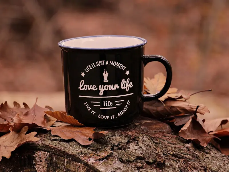 一个男人深深爱上你的三种表现，你的男友是这样吗？