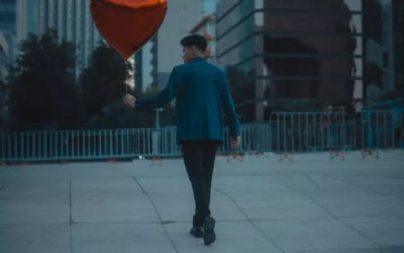 男人被你偷了心才会说的三件事(偷过情的男人最容易说的三句话)