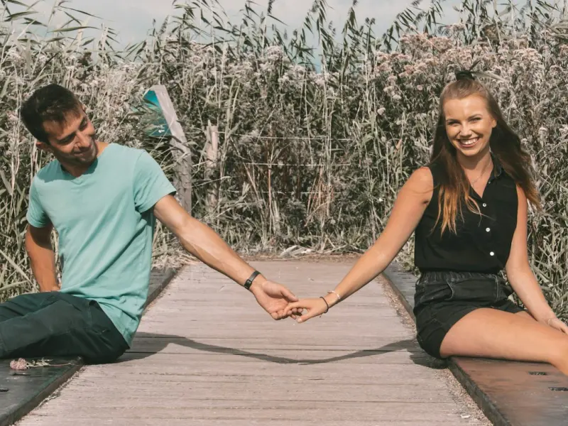 三招教你牢握感情主动权，让他想离开你都难！