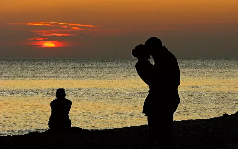 挽回前任技巧：怎样让前任主动复合