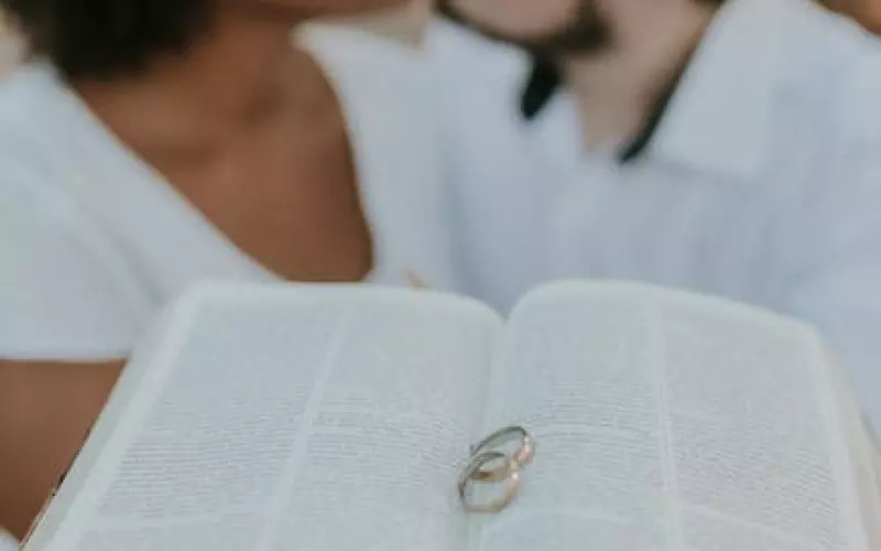 老公出轨如何挽回婚姻技巧(老公出轨怎么挽回自己的婚姻)