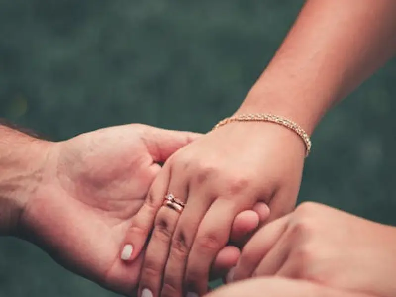 怎么挽回老婆的技巧：如何才能让妻子的心拉回到男人身旁