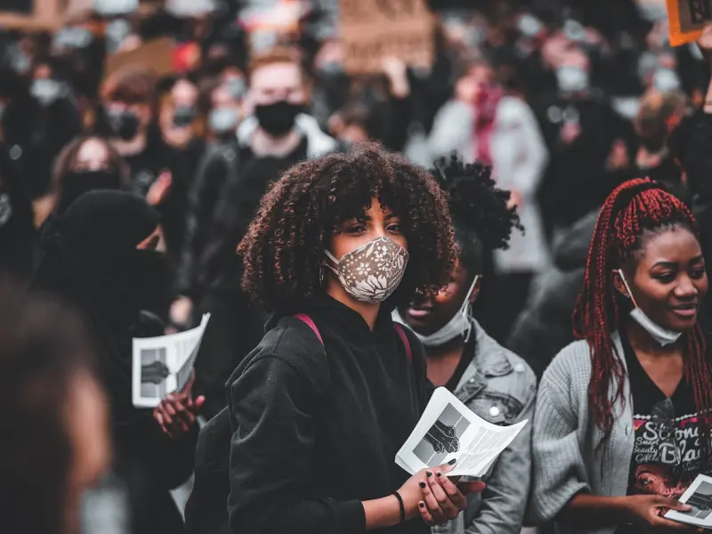 如何挽回女朋友技巧：挽回女友该怎么做？人世间的问题大都是沟通的问题