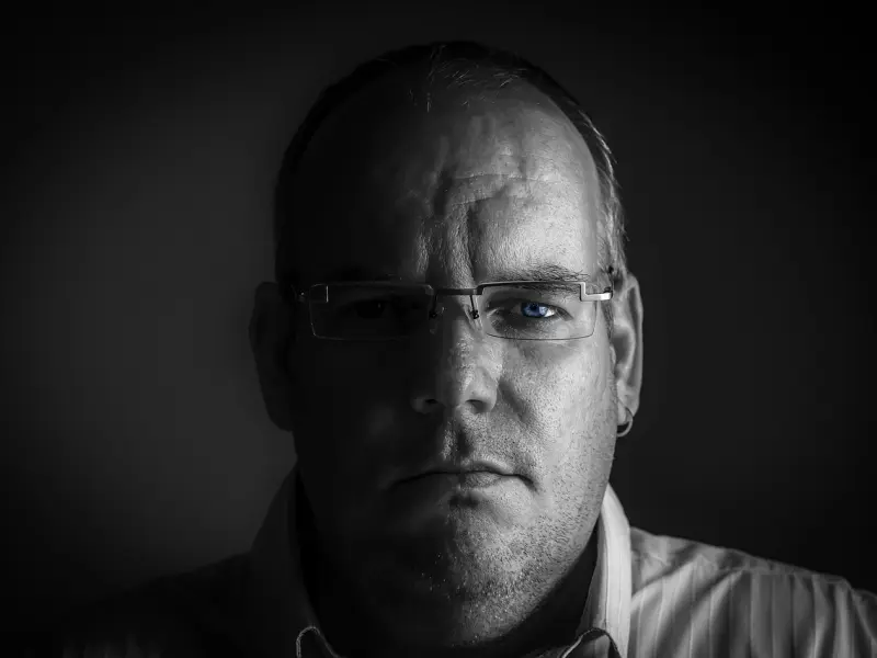 怎么挽回女友的技巧：分手后挽回女友的心，挽回过程其实没这么难