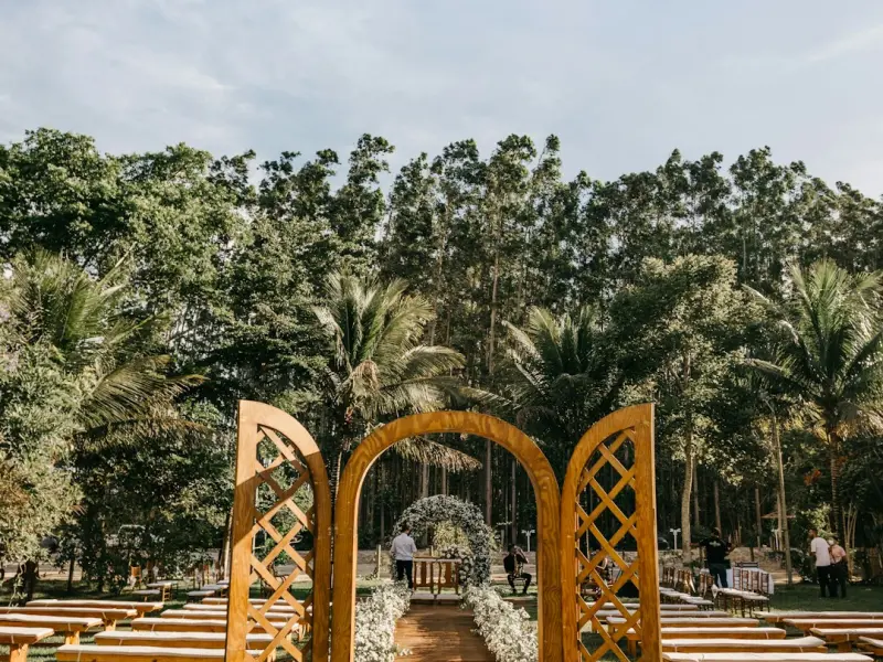 【把妹秘籍】她不是喜欢你，她只是不讨厌你