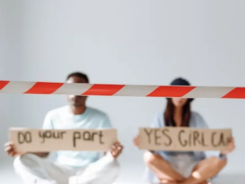 挽回婚姻秘笈：老公要离婚，教你用正确方法挽回他