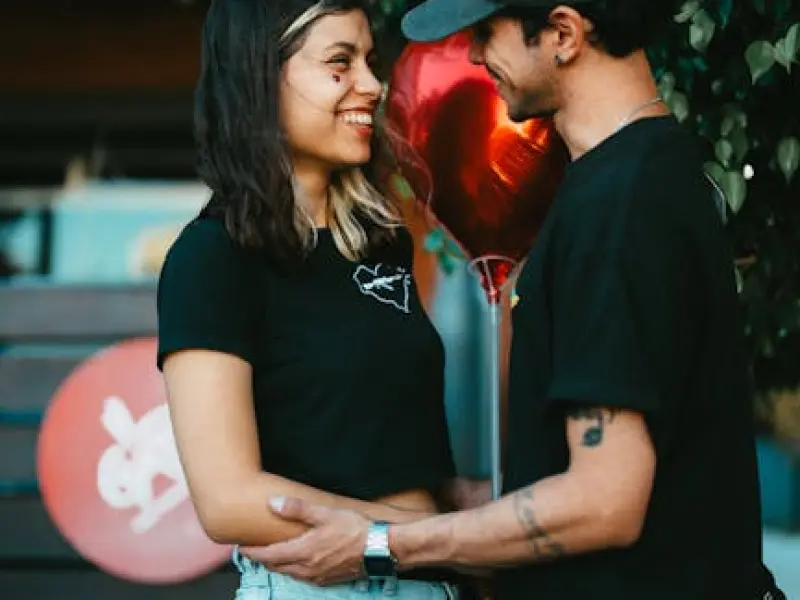 挽回女友的技巧：学会这样做，让女友对你刮目相看，挽回女友的心