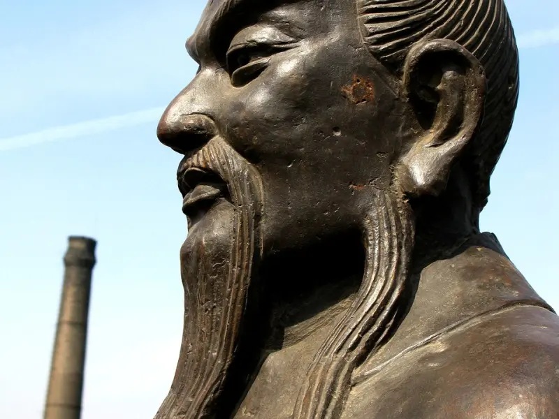 挽回老公秘籍：老公喜欢上了别人，该怎么挽回呢？