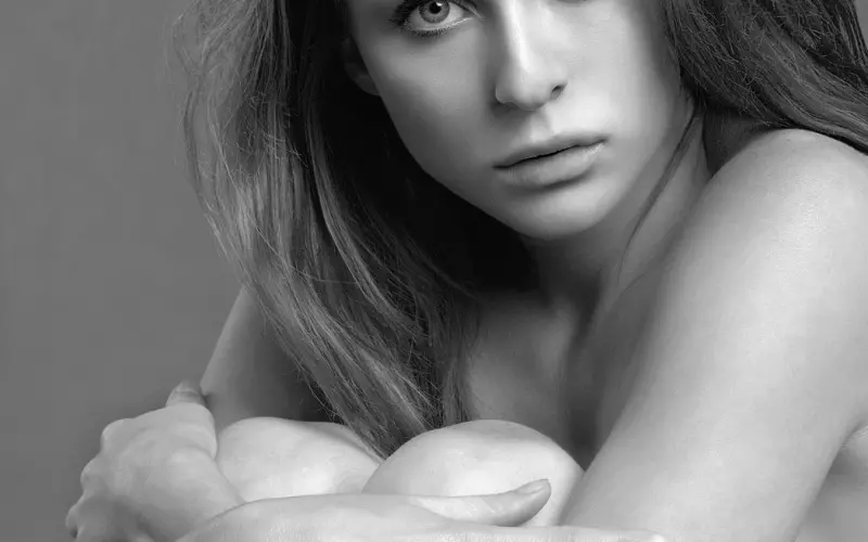 判断一个女人是否正经，看三个地方就好了