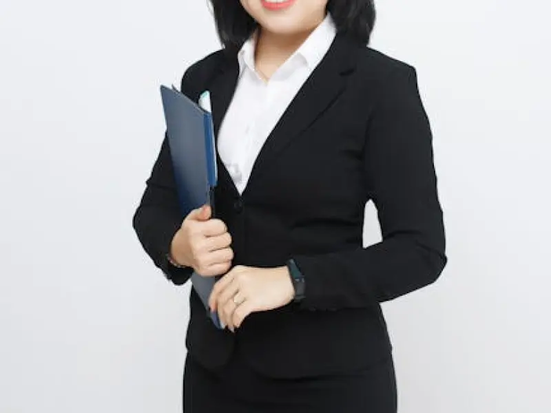 让喜欢的人对你主动，必须使用这个技巧！