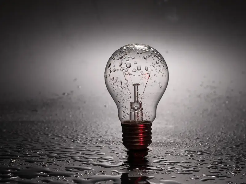 挽回幸福，需要离开你身边低层次的圈子