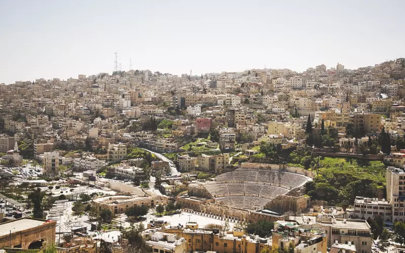 挽回女友：女友她向往大城市的生活，三观不合