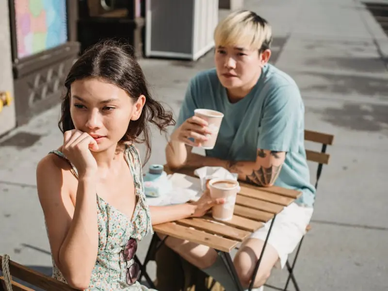 挽回女友：我用分手来逼她重视我