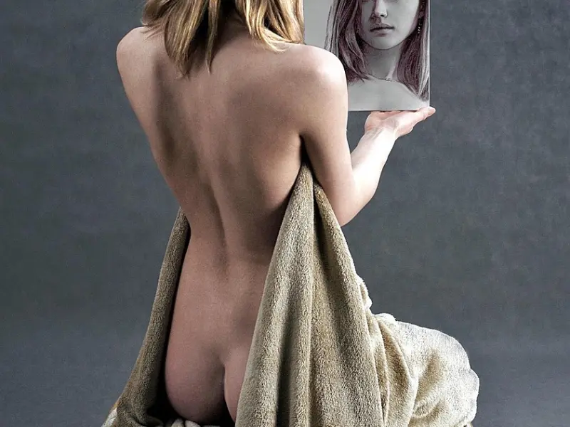 挽回女友：知道女友结过婚后，她就一直躲着我