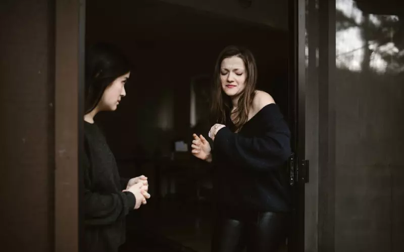 挽回男友必须要了解分手后6个情绪阶段