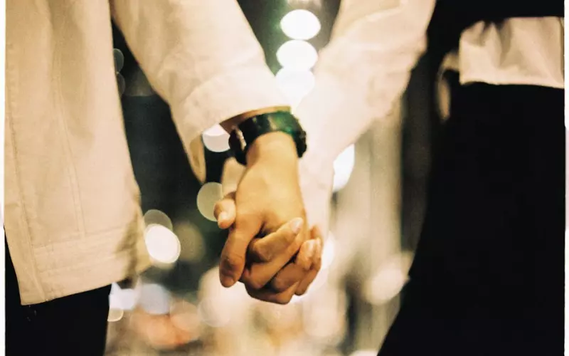 转让网恋对象5000块(网恋对象200元转让)