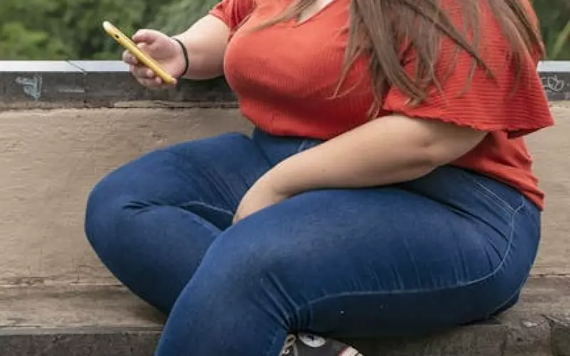 真爱230斤胖妹与130斤网恋男友(230斤胖妹与130斤网恋男友订婚)