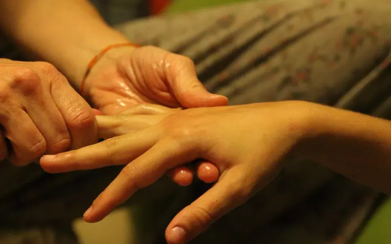 两个相爱却不能在一起的人最好保持这种关系