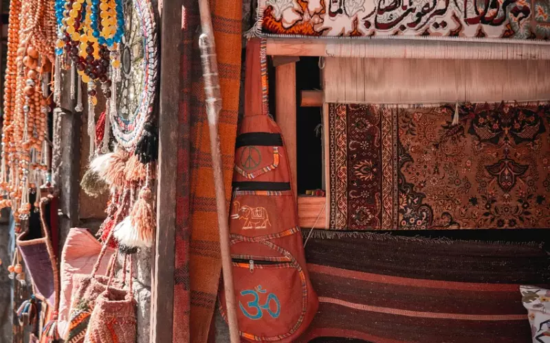 分手后哪些情况前任会复合？前任一定会复合的定律，前任还爱你的表现