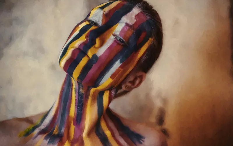 分手后犯贱想挽回男友？女人必须高姿态地挽回！