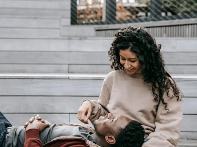 挽回男友的方法：告诉你三招，挽回男友对你情有独钟