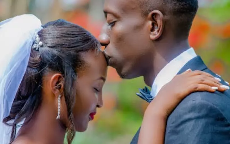 挽救婚姻方法之挽回老公： 情感专家教你如何挽回出轨的老公