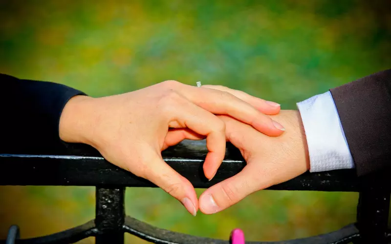 还有一个月就结婚了 男友突然提出分手