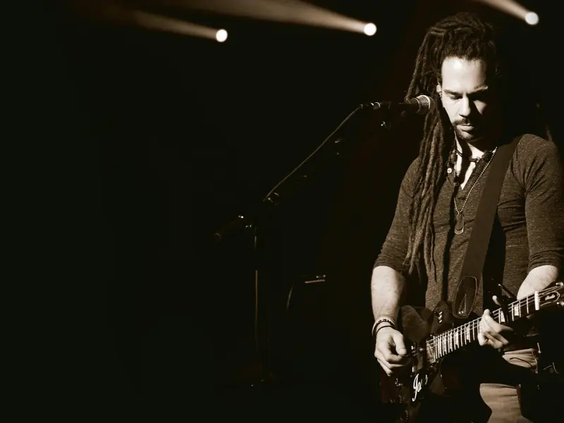 女人如果真正放下了一个男人，会有哪些反常表现