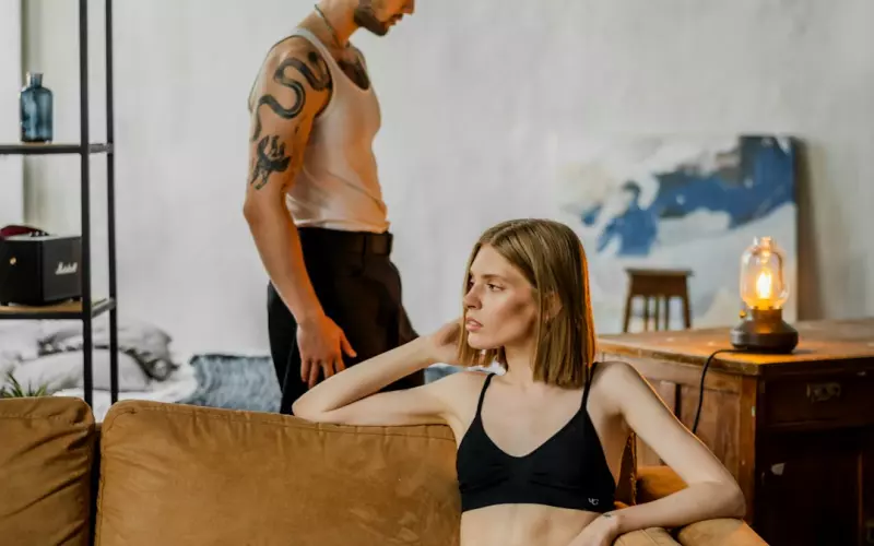 分手后挽回男友的技巧有哪些？怎么挽回男朋友？