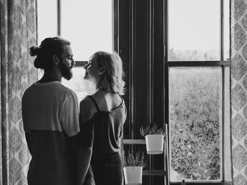 伴侣出轨会有哪些表现？