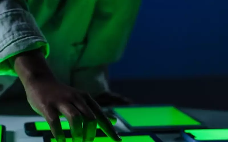 被拉黑后挽回爱情的技巧有哪些(闺蜜把你拉黑了想挽回她怎么挽回)