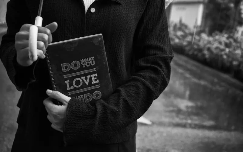 挽回前男友有哪些事情是绝对不能做的?