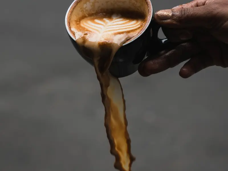 总是暧昧的男生，你能拿他怎么办？