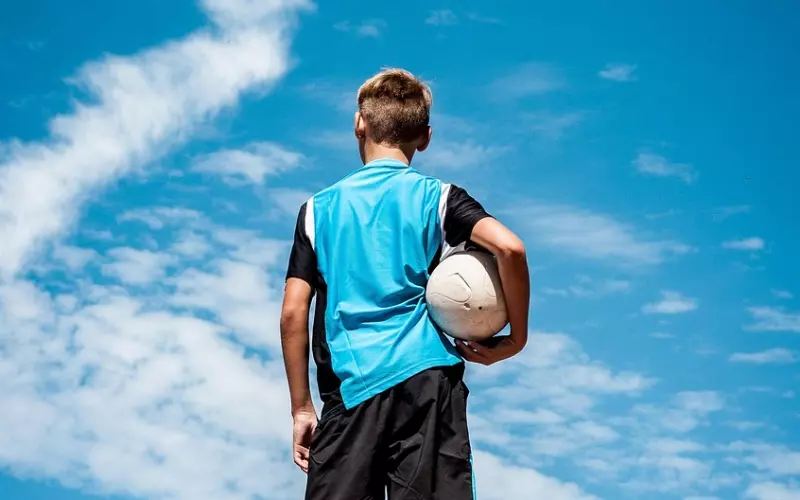 决定孩子一生的不是成绩而是健全的人格