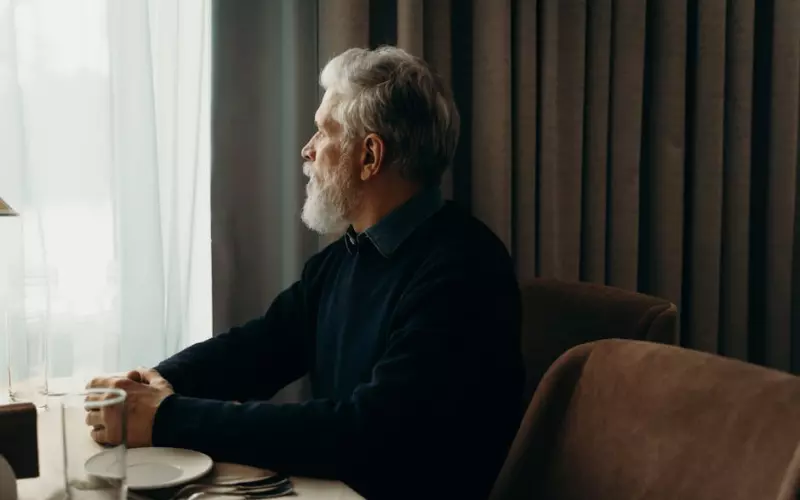 男人在外面有人了是什么表现(如果男人在外面有人了该怎么应对)