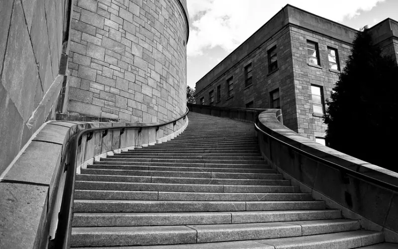 想追回前男友具体应该怎么做？