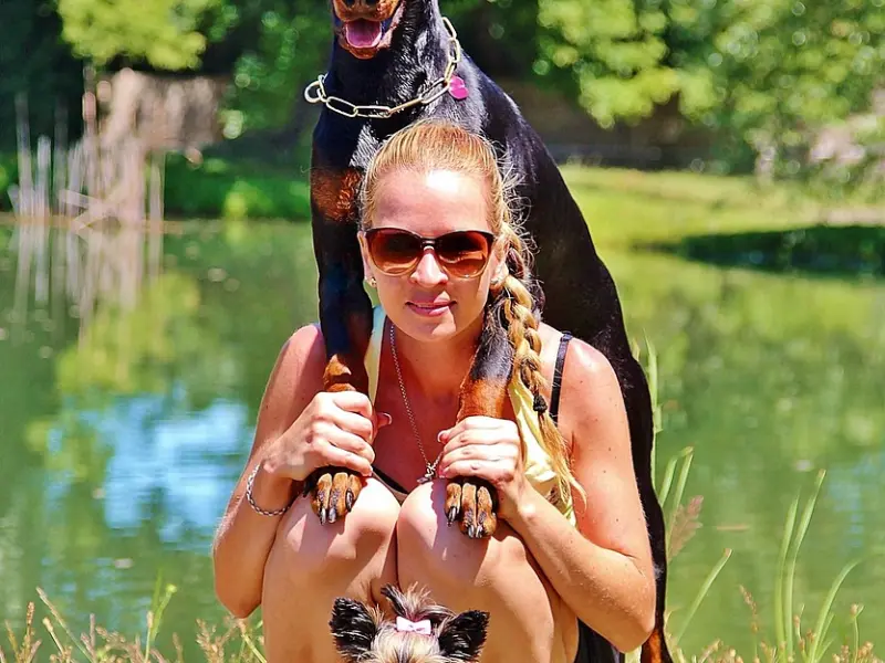 一个女人爱你的时候，会给你哪些暗示？