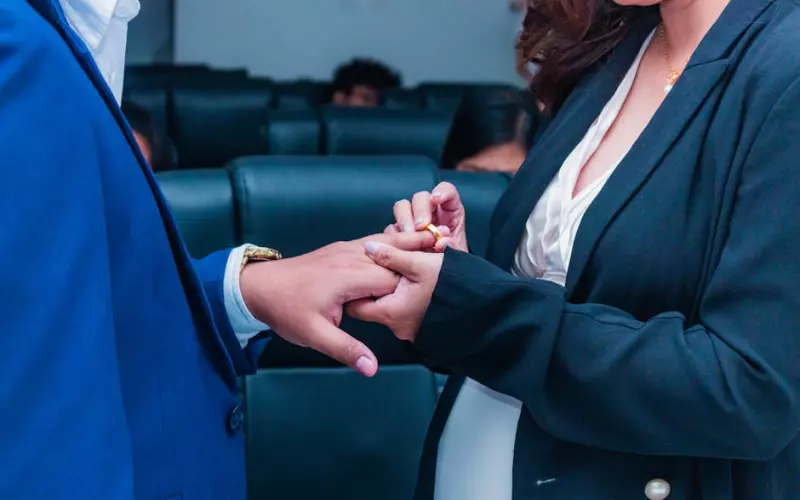 婚外情出轨最好的结局是什么(如何判断出轨的婚外情是否断了)