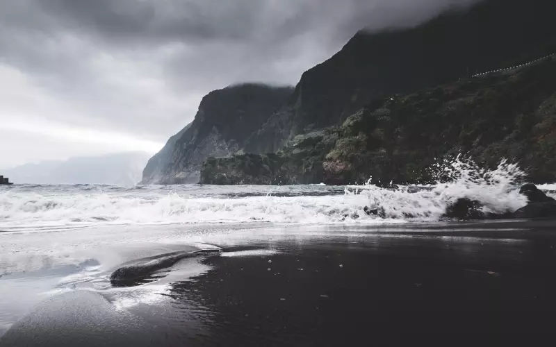 分手后拉黑对方到底是什么心态？