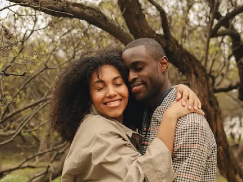 怎么挽回女友最有效？前女友表现非常绝情，该如何去挽回？